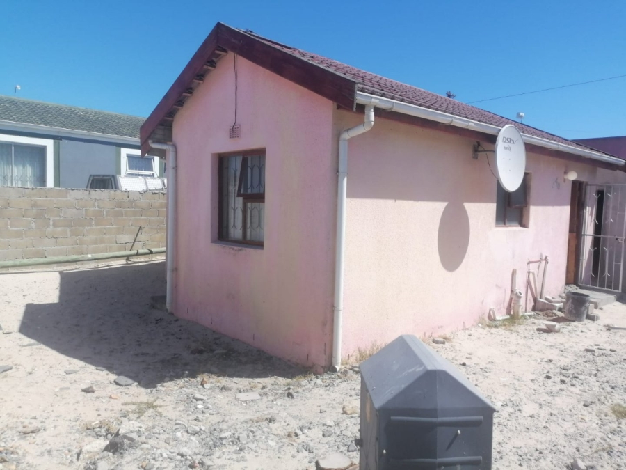  Bedroom Property for Sale in Llitha Park Western Cape